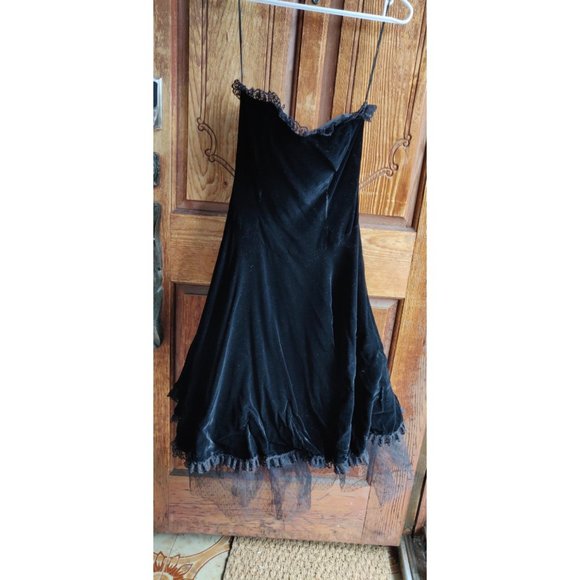 Algoettes Vintage Strapless Velvet Dress - Picture 1 of 3